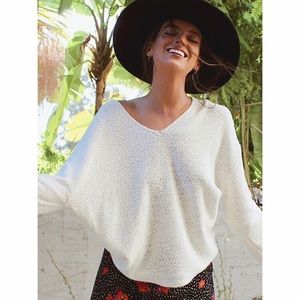 UO Coconut Reversible V Neck Sweater 🌺